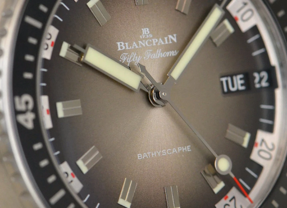 Заказать Blancpain  Fifty Fathoms Bathyscaphe Jour Date 70  5052 1110 63A