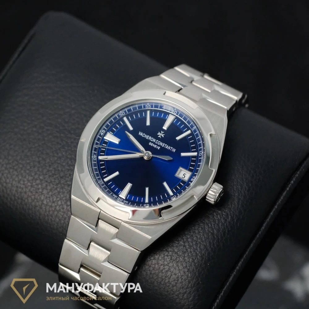 Часы Vacheron Constantin  Overseas Automatic Date 41 Mm  4500V/110A-B128