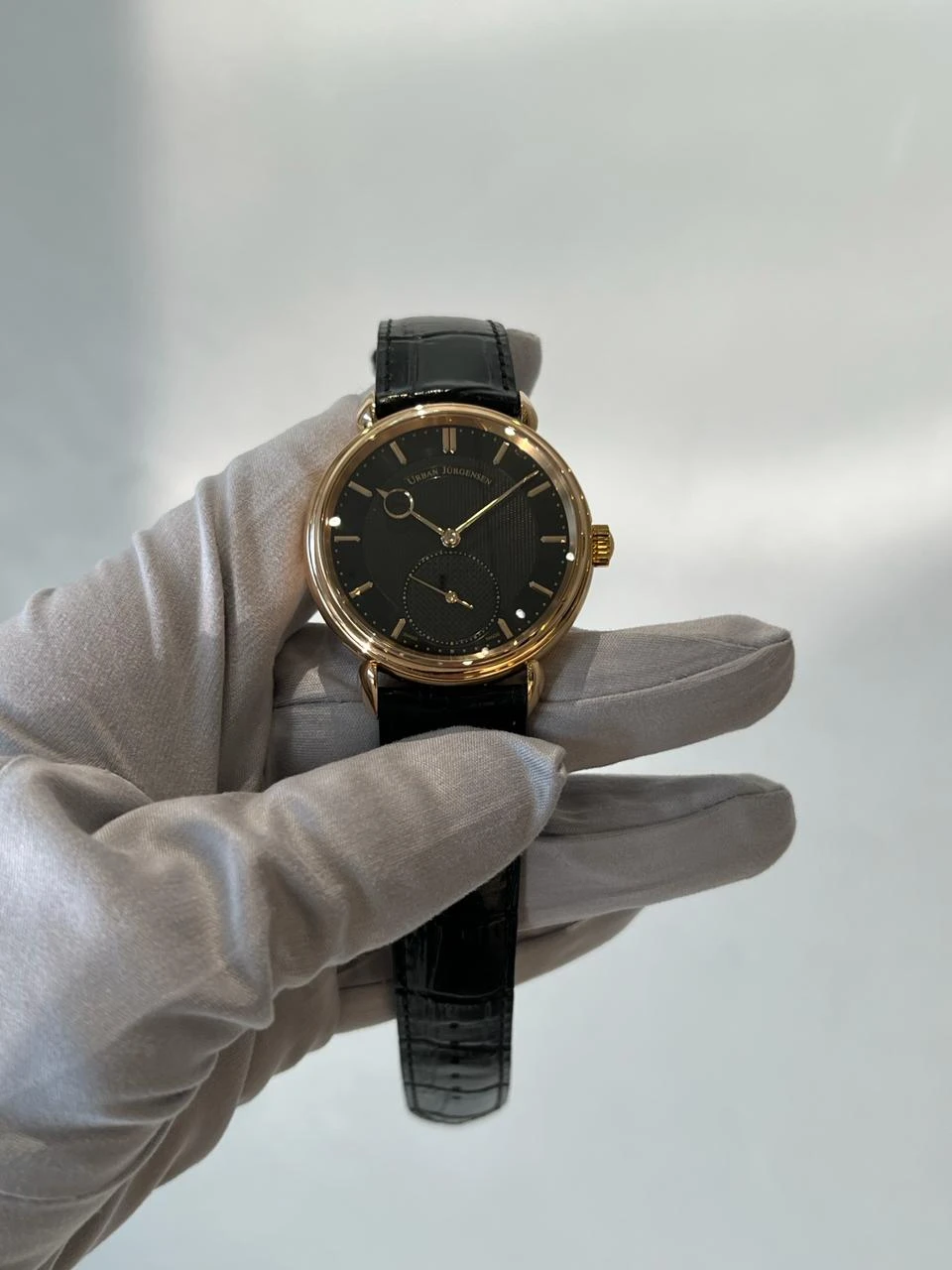 Часы URBAN JURGENSEN  1745 Black Dial Men's Watch 1140 Yg  1140 YG L023 CSU
