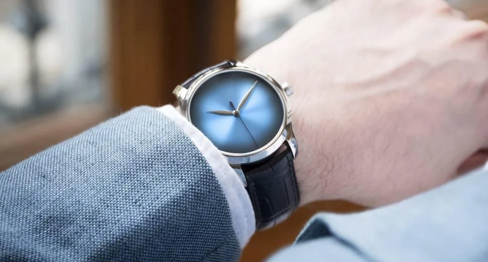 Заказать H. Moser &amp; Cie  H. Moser &amp; Cie Endeavour Centre Seconds  1200-1218