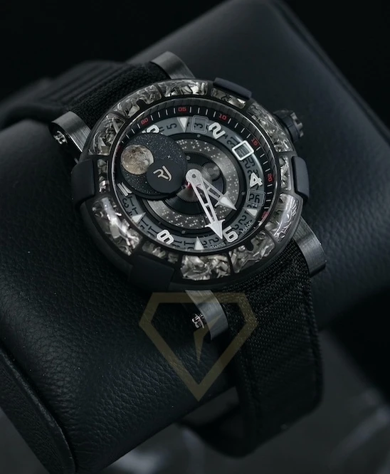 Часы Romain Jerome  Arraw 6919 Ceramic 45 Mm  1S45L.CZCR.8023.PR.ASN19 