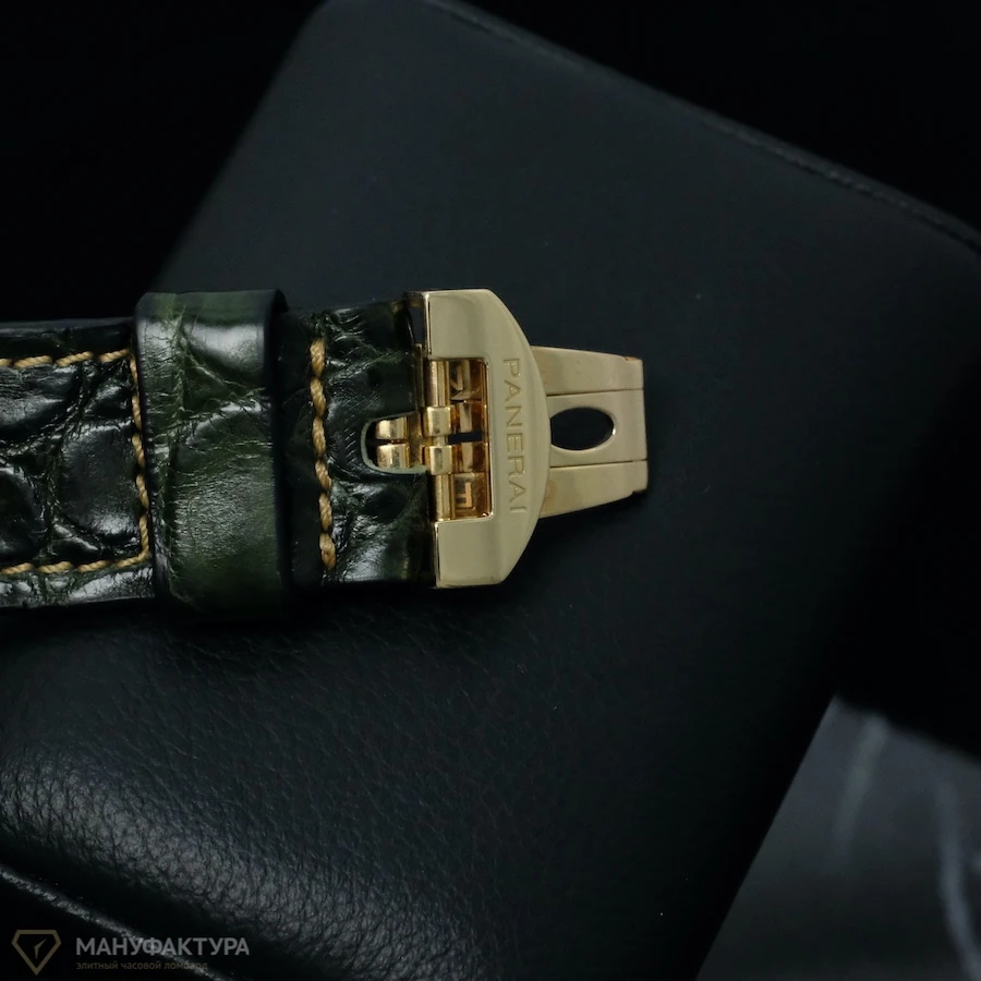Часы Panerai  Luminor Marina 44Mm 18K Yellow Gold  PAM00140