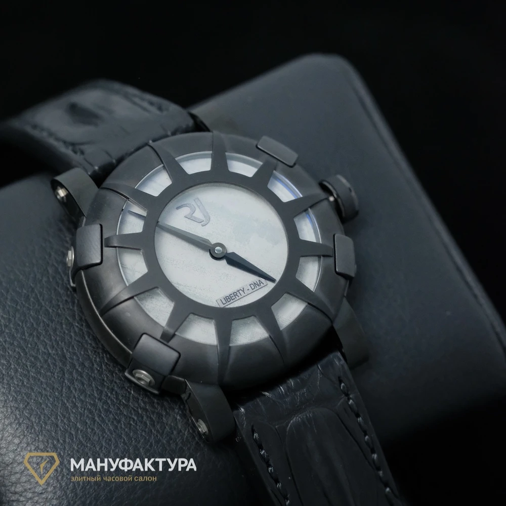 Часы Romain Jerome  Statue Of Liberty Black Watch  RJ.T.AU.LI.002.01