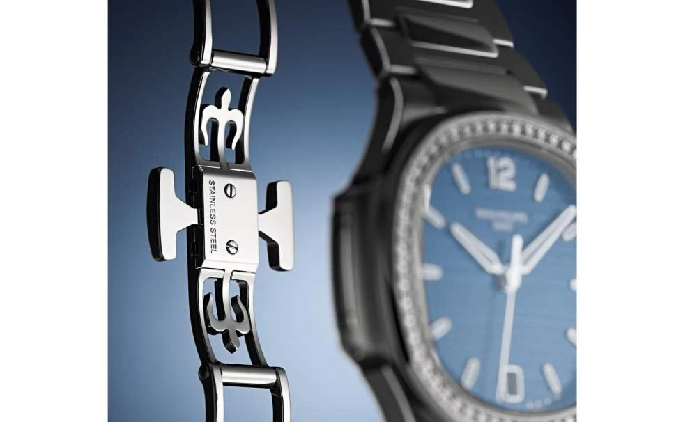Заказать Patek Philippe  Nautilus  7118/1200A-001