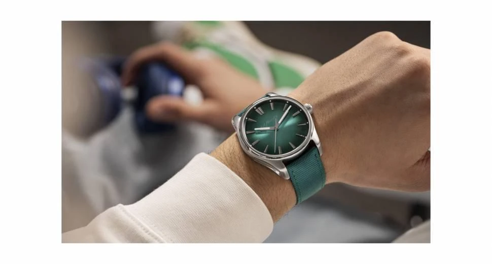 Заказать H. Moser &amp; Cie  H. Moser &amp; Cie Pioneer Centre Seconds  3200-1214