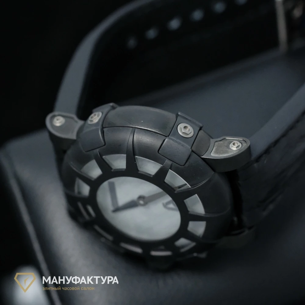 Часы Romain Jerome  Statue Of Liberty Black Watch  RJ.T.AU.LI.002.01