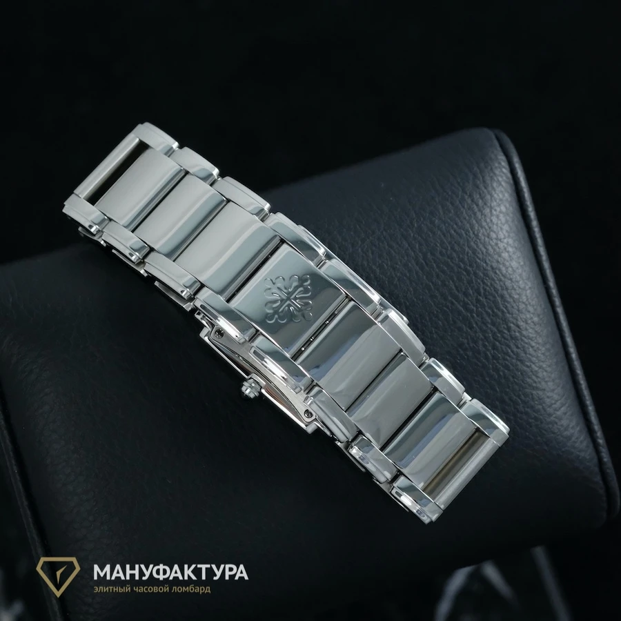 Часы Patek Philippe  Twenty-4  4910/10A-010