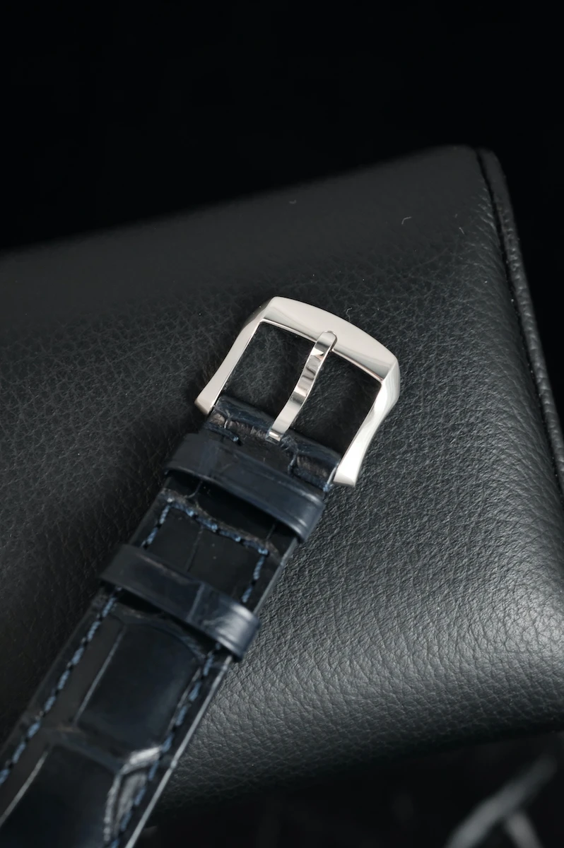 Часы Laurent Ferrier  Ecole Annual Calendar Steel Blue Piece Unique 40 Mm  LCF025