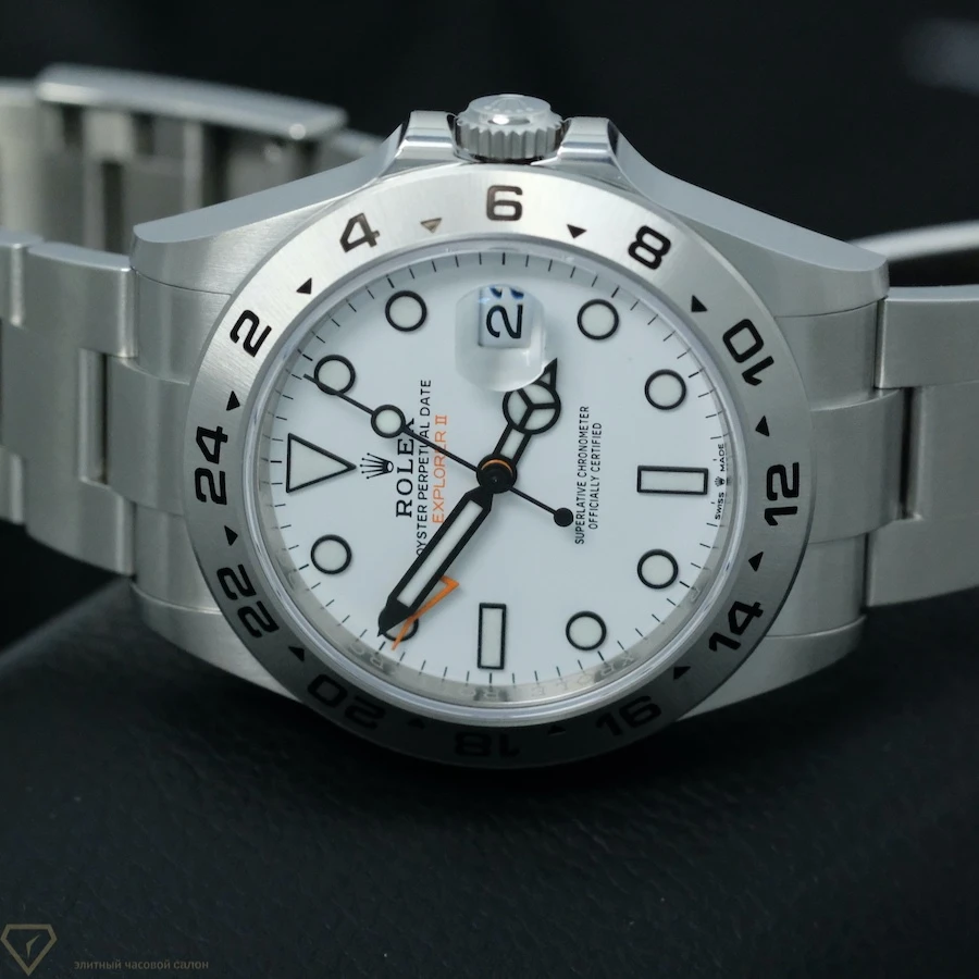 Часы Rolex  Explorer Ii White Dial 2022  226570