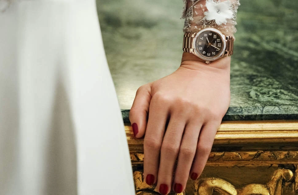 Заказать Patek Philippe  Twenty~4  7300/1200R-001