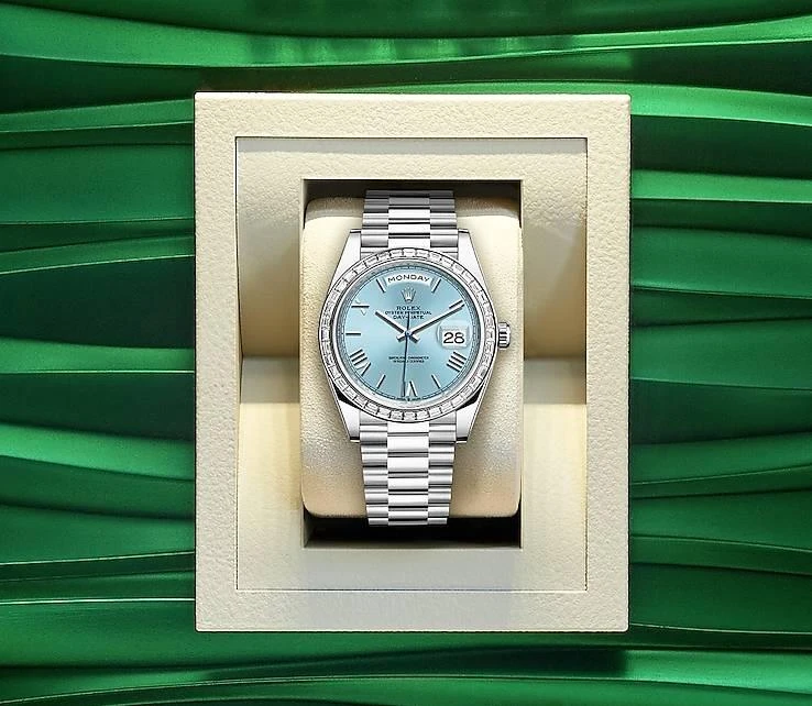 Заказать Rolex  Day-Date Oyster Perpetual 40 Mm  m228396tbr-0030