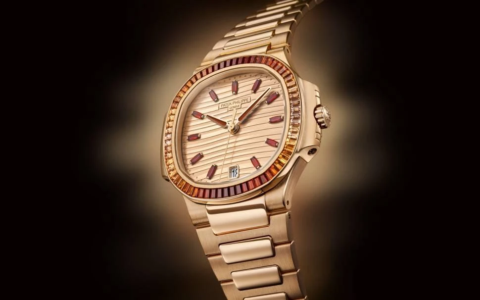 Заказать Patek Philippe  Nautilus  7118/1300R-001