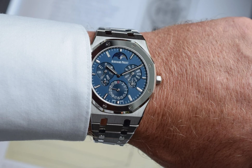Заказать Audemars Piguet  Royal Oak Selfwinding Perpetual Calendar Ultra-Thin  26586IP.OO.1240IP.01