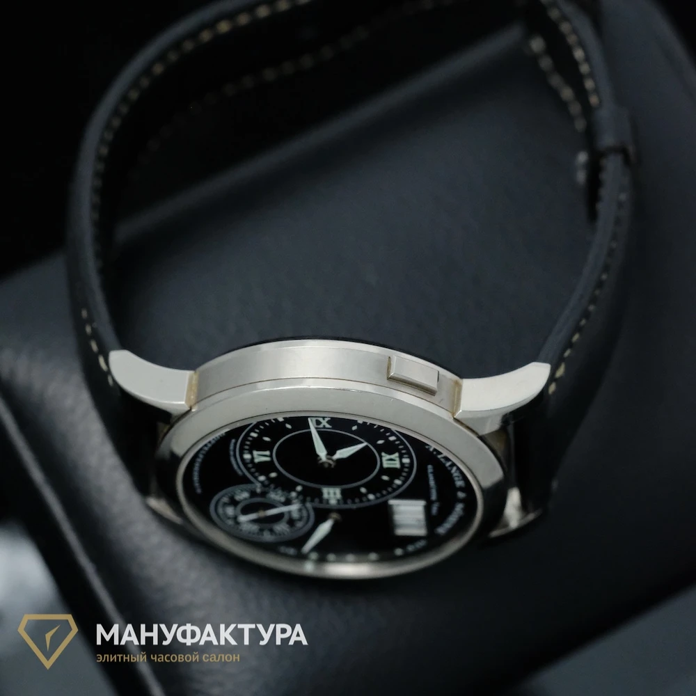 Часы A. Lange &amp; Sohne  Luminous White Gold 38.5Mm  101.029