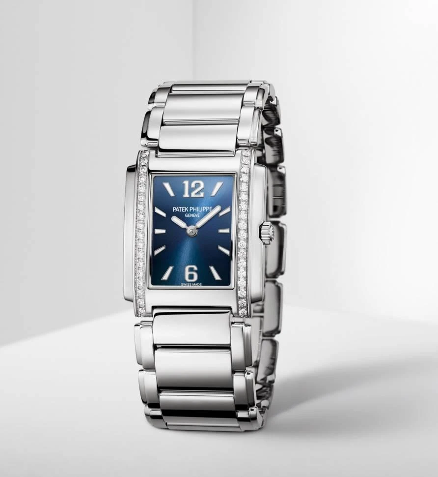 Заказать Patek Philippe  Twenty 4 Quartz  4910-1200A-001