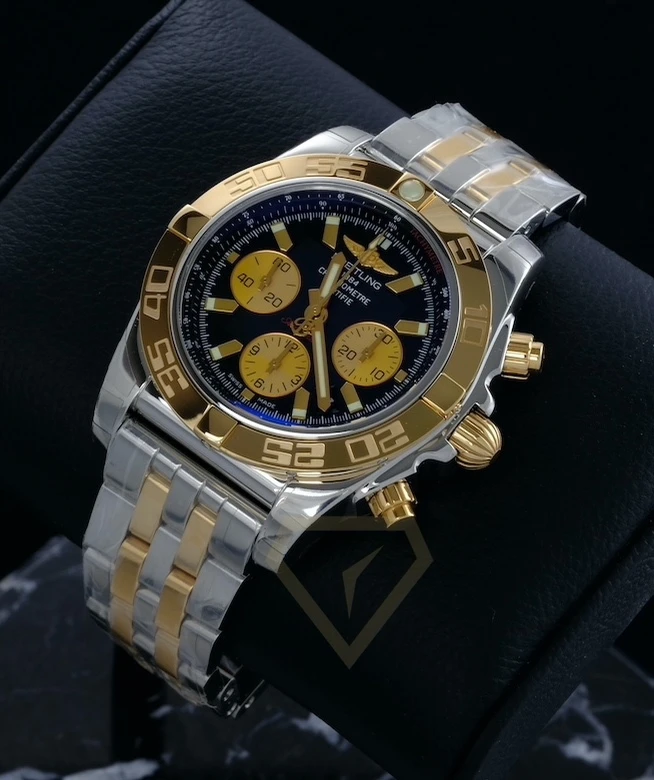 Часы Breitling  Chronomat 44 Steel Gold  CB011012