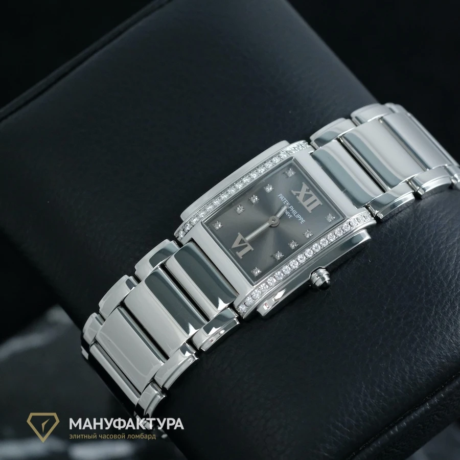 Часы Patek Philippe  Twenty-4  4910/10A-010
