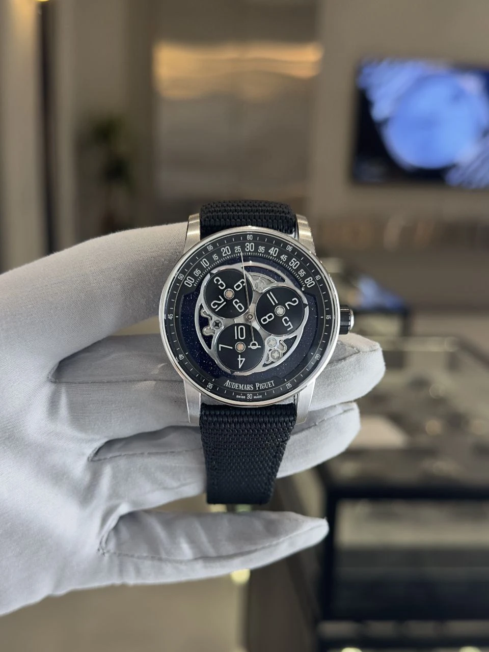 Часы Audemars Piguet  Code 11.59 By Audemars Piguet Starwheel  15212NB.OO.A002KB.01