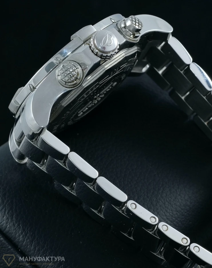 Часы Breitling  Super Avenger Ii Chronograph  A13371111