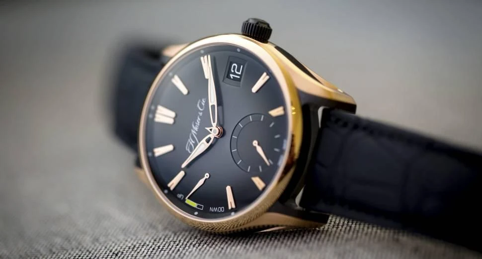 Заказать H. Moser &amp; Cie  H. Moser &amp; Cie Pioneer Perpetual Calendar  3800-0900