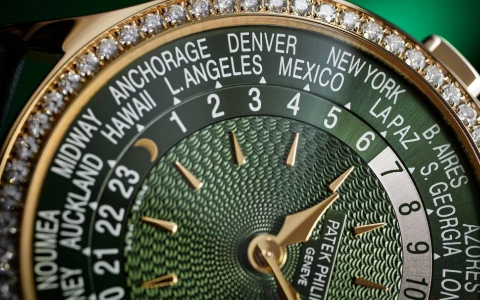 Заказать Patek Philippe  Complications  7130R-014