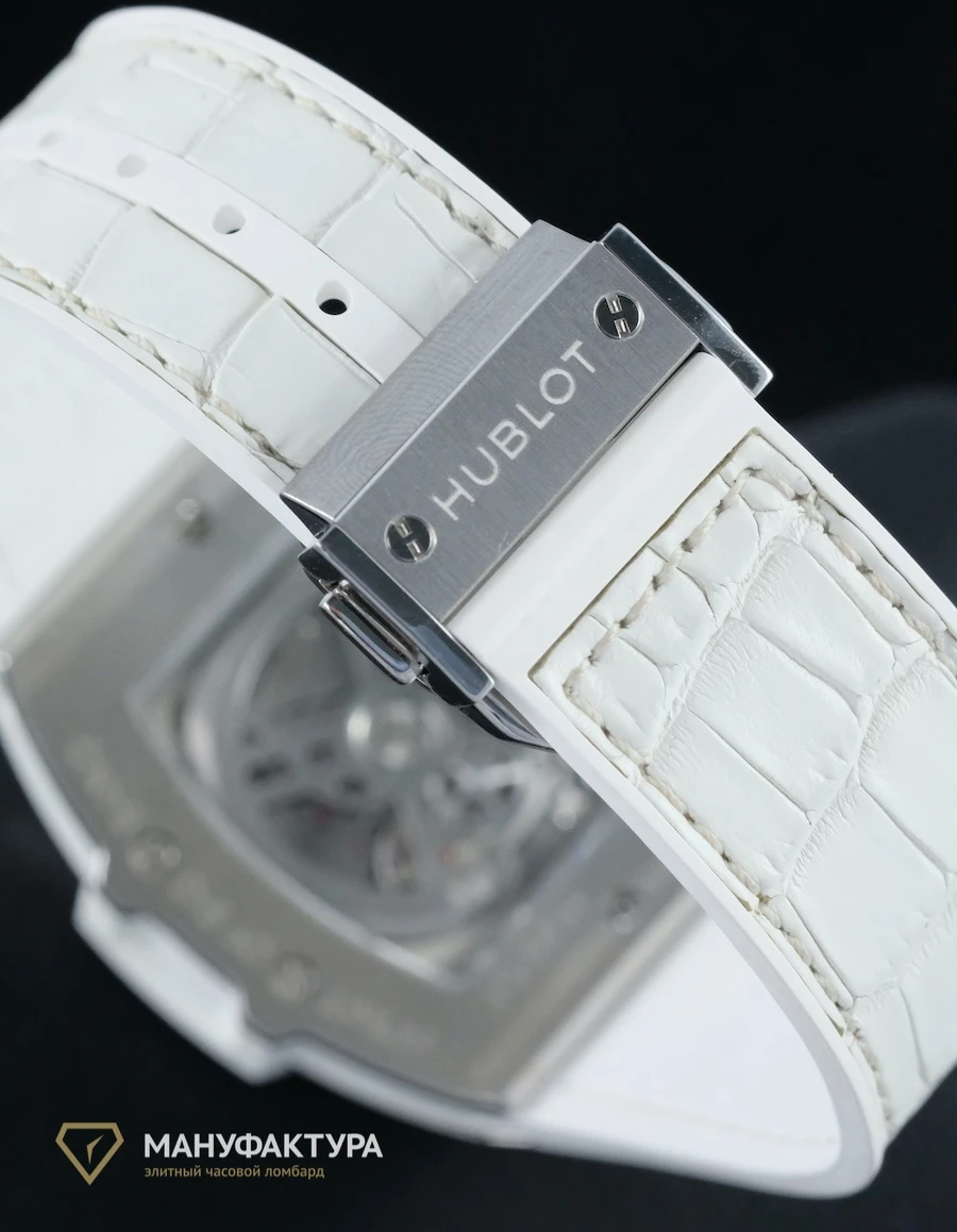Часы Hublot  Spirit Of Big Bang 39 Titanium Diamonds Paved White  665.NE.2010.LR.1604