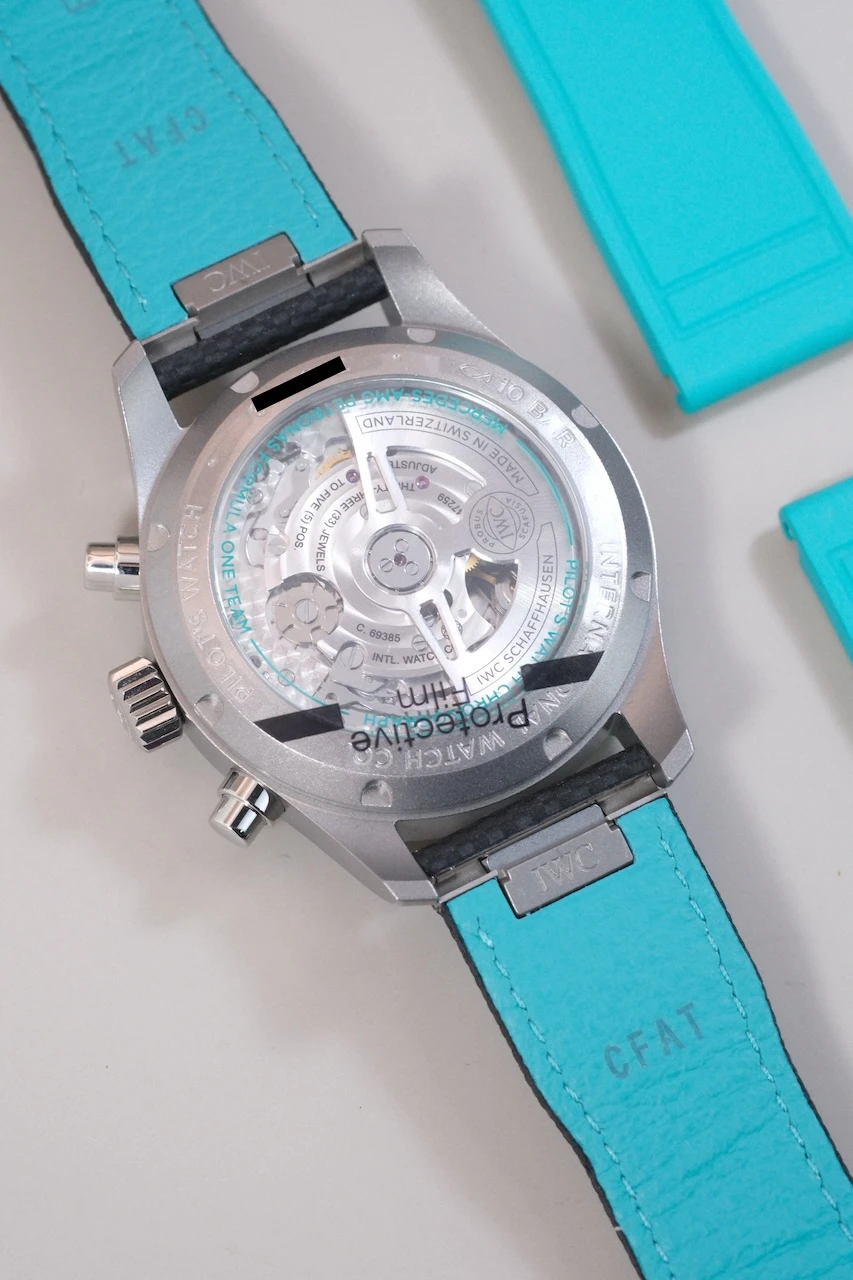 Часы Iwc  «Mercedes-Amg Petronas Formula One™ Team» Pilot’s Watch Chronograph 41 Edition  IW388108