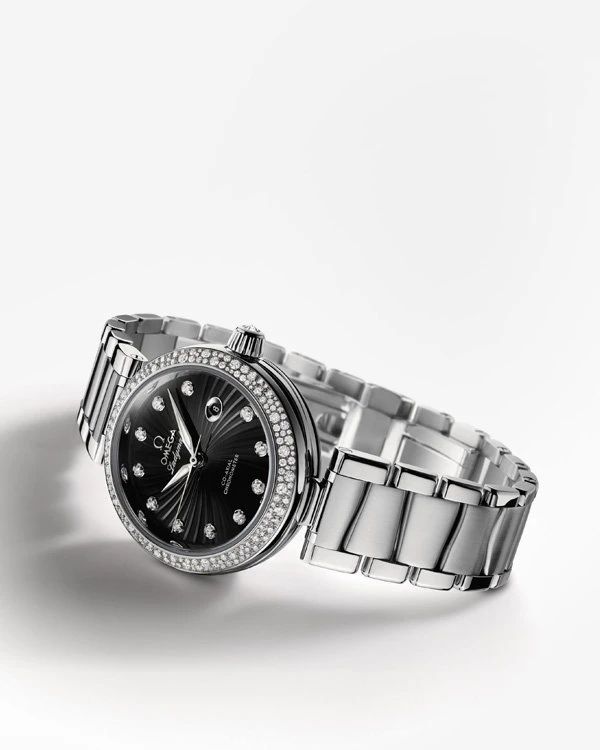 Заказать Omega  De Ville Ladymatic Co-Axial 34 Mm  425.35.34.20.51.001