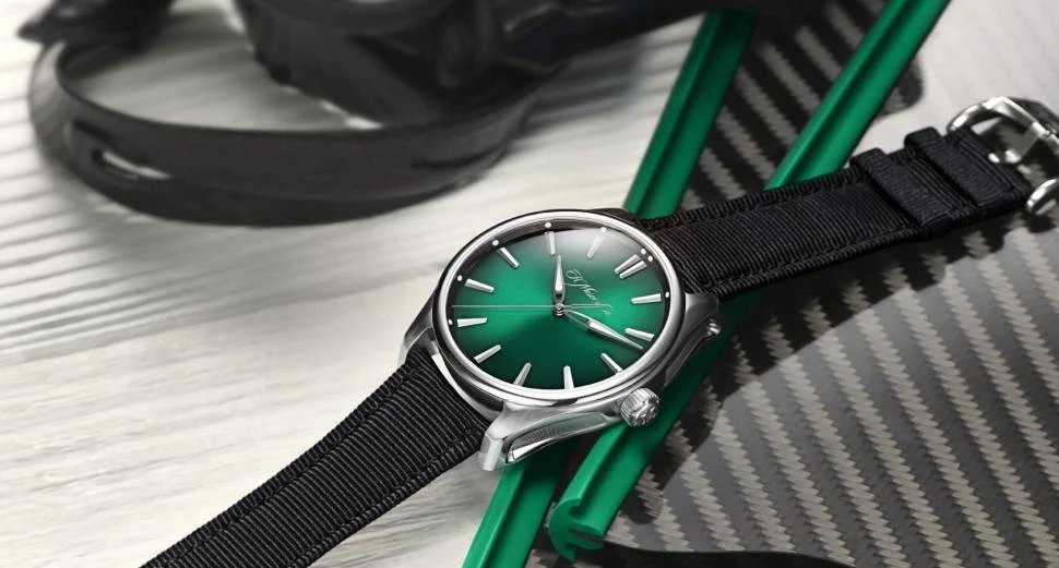 Заказать H. Moser &amp; Cie  H. Moser &amp; Cie Pioneer Centre Seconds  3200-1202