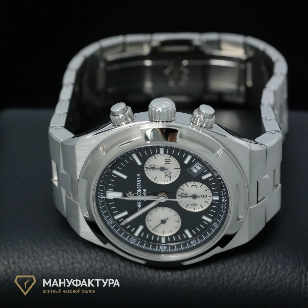 Часы Vacheron Constantin  Overseas Chronograph  5500V/110A-B481