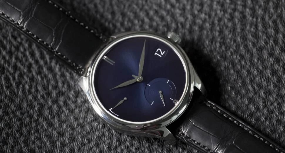 Заказать H. Moser &amp; Cie  H. Moser &amp; Cie Endeavour Perpetual Calendar Purity  1800-0200