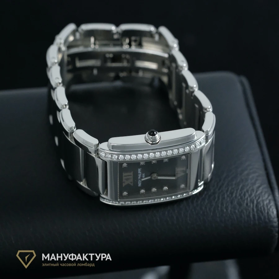 Часы Patek Philippe  Twenty-4  4910/10A-010