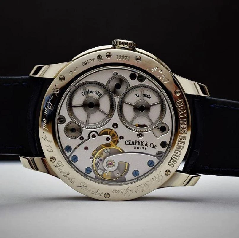 Заказать   Quai Des Bergues  Guilloche Ricochet - Sea Salt Grey