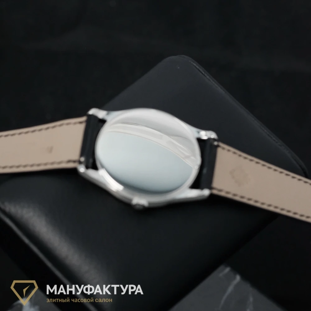 Часы Patek Philippe  Calatrava Platinum Silver-Grey Dial  5196P-001