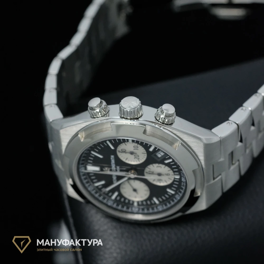 Часы Vacheron Constantin  Overseas Chronograph  5500V/110A-B481