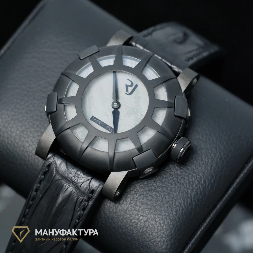 Часы Romain Jerome  Statue Of Liberty Black Watch  RJ.T.AU.LI.002.01