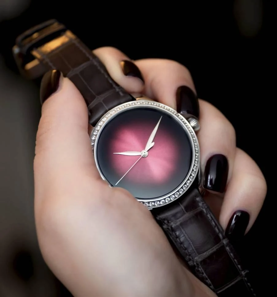 Заказать H. Moser &amp; Cie  H. Moser &amp; Cie Endeavour Centre Seconds  1200-1208