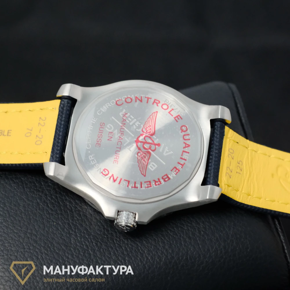 Часы Breitling  Avenger Automatic 43  A17318101C1X1