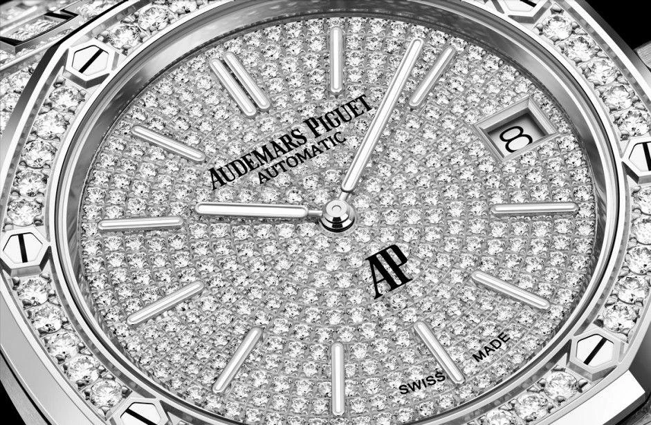 Заказать Audemars Piguet  Royal Oak Jumbo Extra-Thin  16202BC.ZZ.1241BC.01