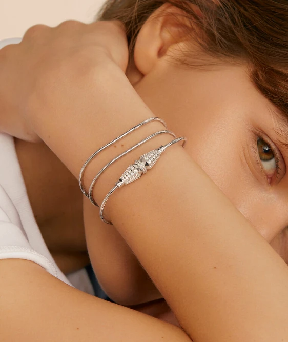 Украшение Boucheron  Браслет Jack De Boucheron, Triple Wrap  JBT00793 