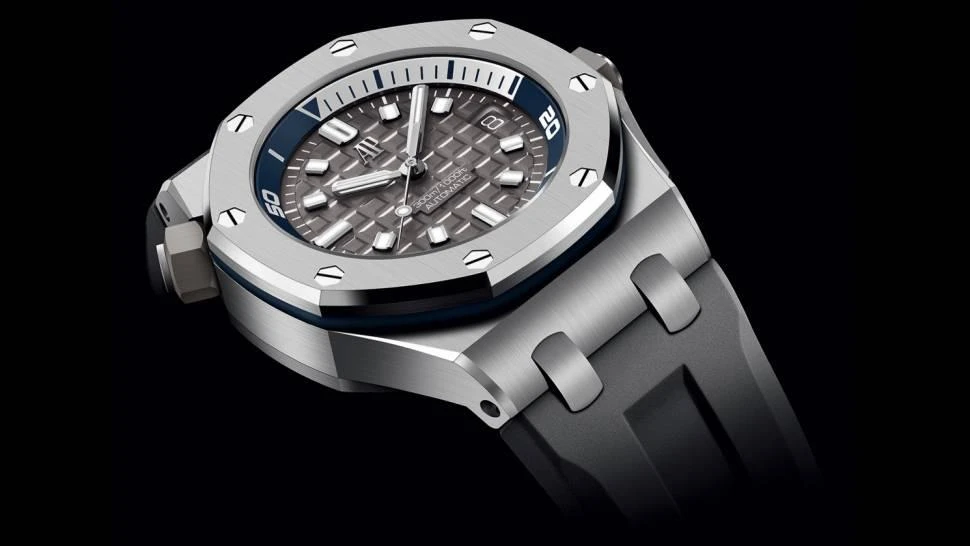 Заказать Audemars Piguet  Royal Oak Offshore Diver  15720ST.OO.A009CA.01