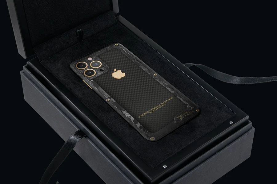 Кастомный Телефон Designa Individual  Carbon Duo  