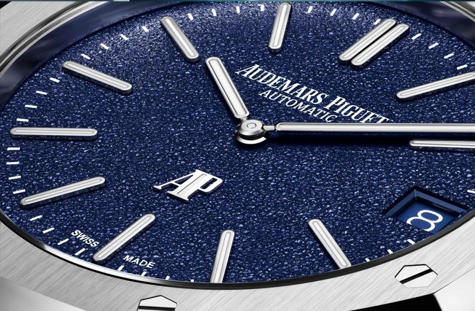 Заказать Audemars Piguet  Royal Oak Jumbo Extra-Thin  16202BC.OO.1240BC.02