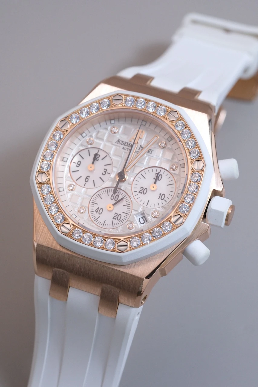Часы Audemars Piguet  Royal Oak Offshore Chronograph Ladies 38Mm Rose Gold  26048OK.ZZ.D010CA.01 