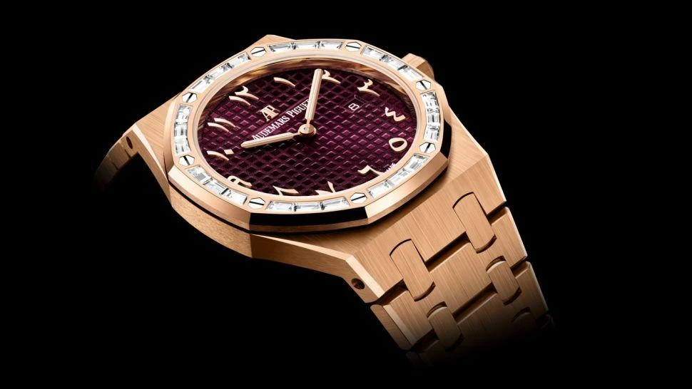 Заказать Audemars Piguet  Royal Oak Quartz  67656OR.ZZ.1261OR.01