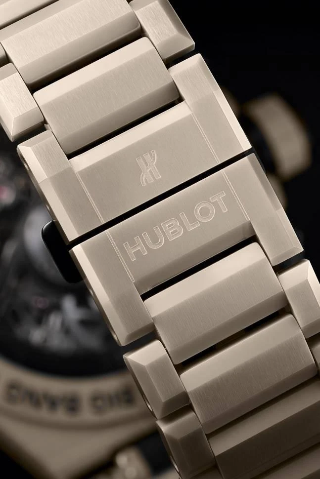 Заказать Hublot  Big Bang Integral Beige Ceramic  451.CZ.4620.CZ