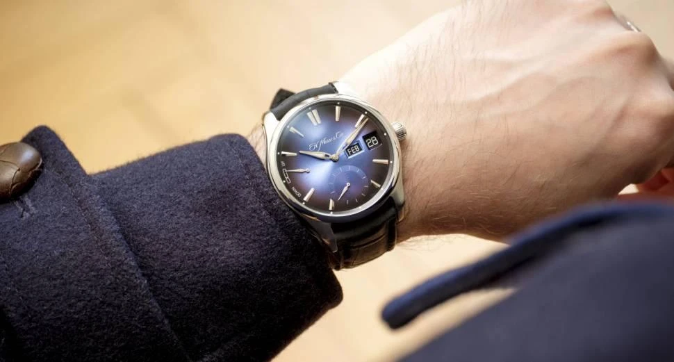 Заказать H. Moser &amp; Cie  H. Moser &amp; Cie Pioneer Perpetual Calendar Md  3808-1201