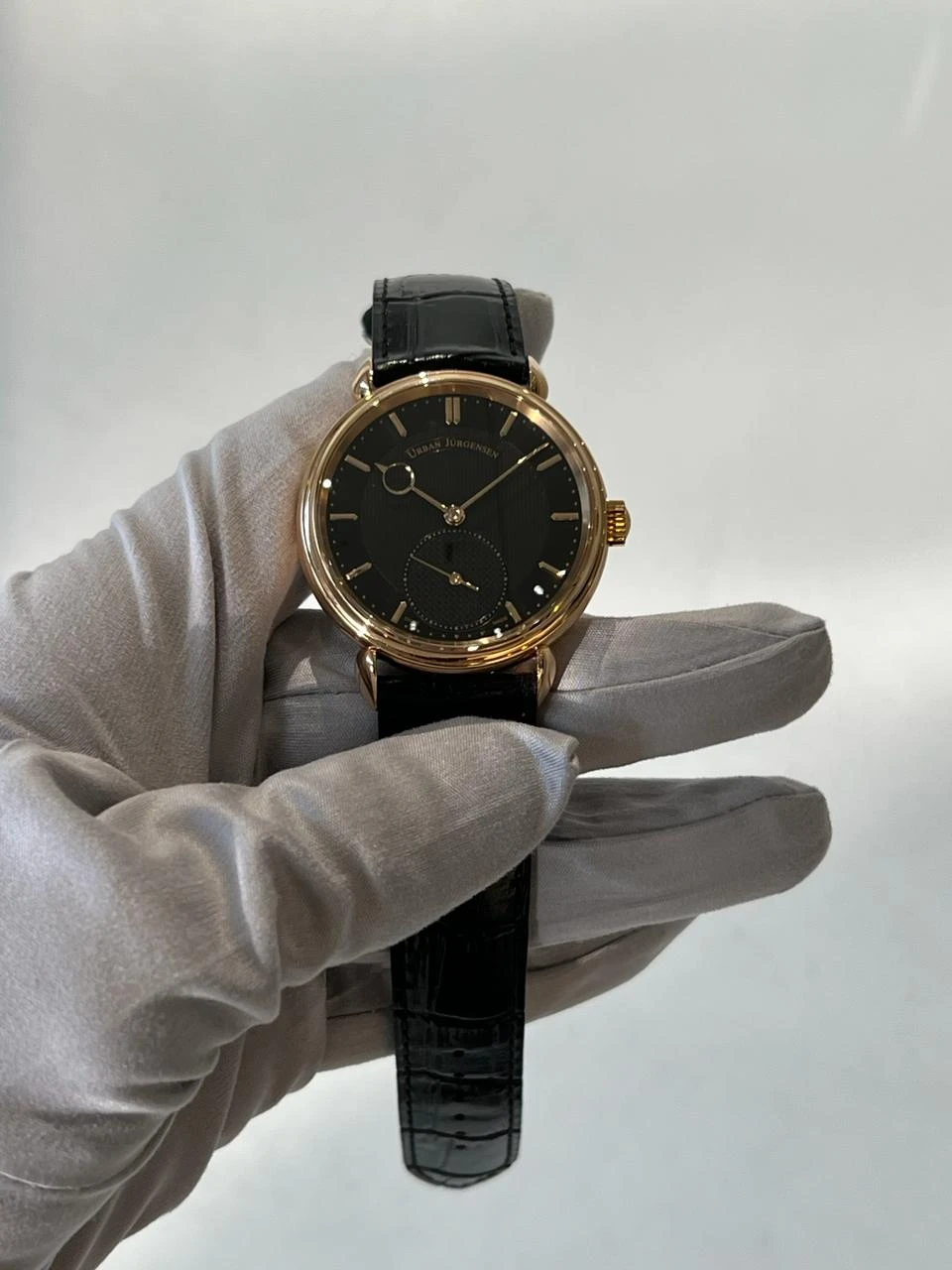 Часы URBAN JURGENSEN  1745 Black Dial Men's Watch 1140 Yg  1140 YG L023 CSU