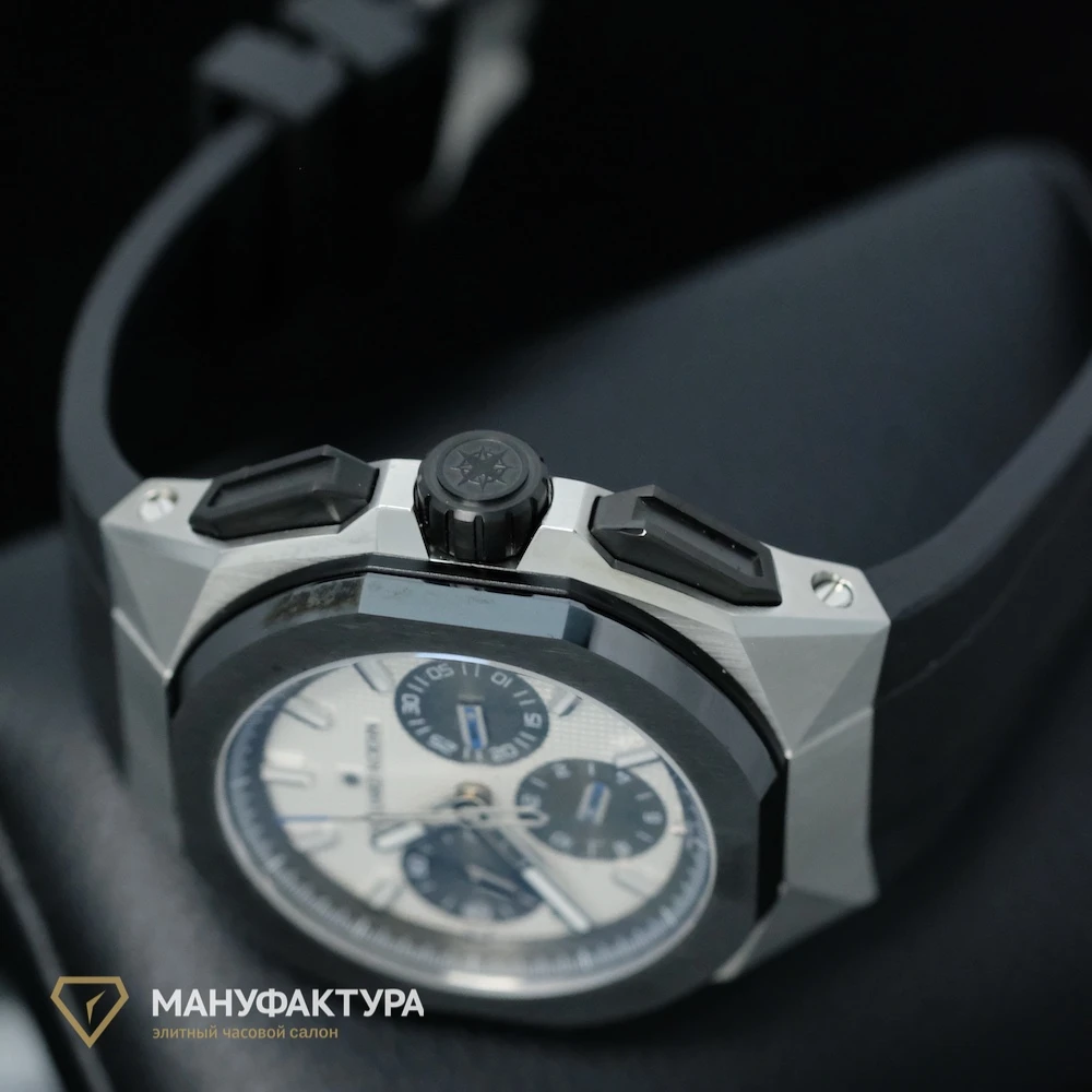 Часы Edouard Koehn  Tempus I Clous De Paris Tri-Compax Chronograph  EK-CHR03R