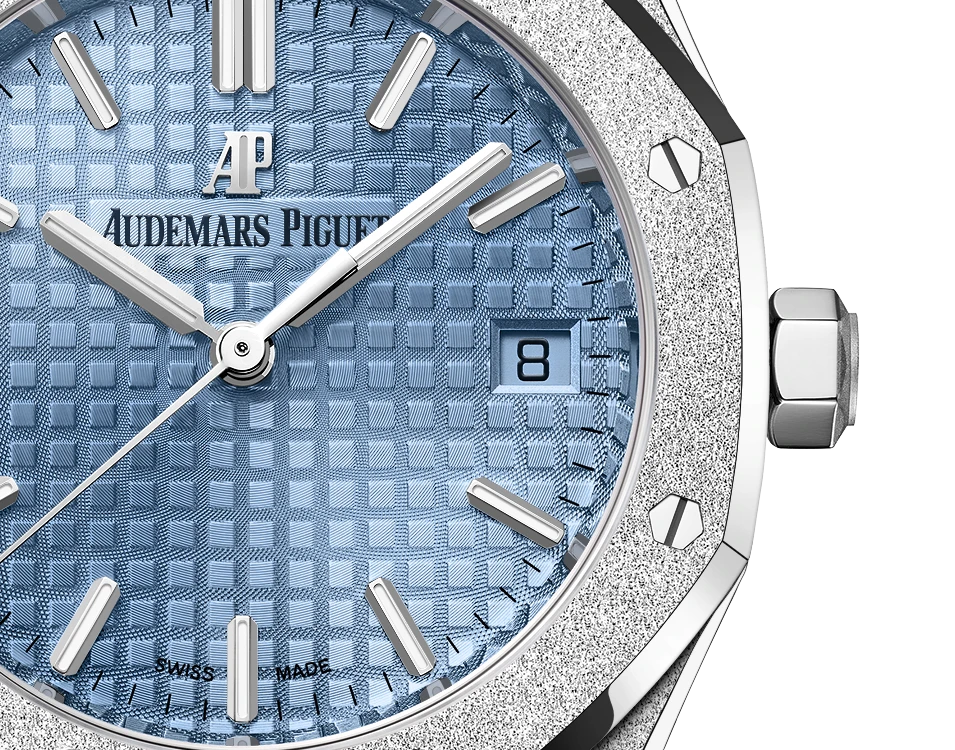 Заказать Audemars Piguet  Royal Oak Frosted Gold Selfwinding  77353BC.GG.1263BC.01